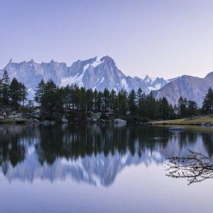 Les Jorasses en leur miroir